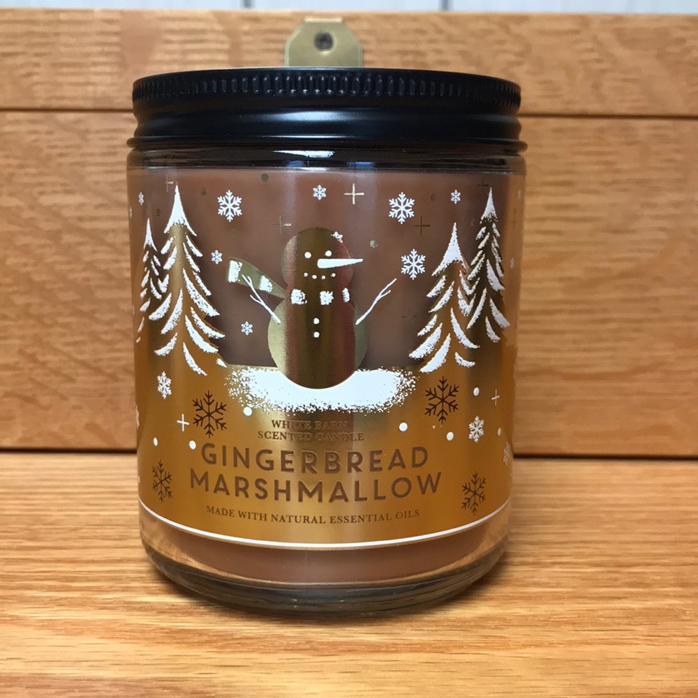 NWT Bath & Body Works Single Wick candle in Gingerbread Marshmallow scent